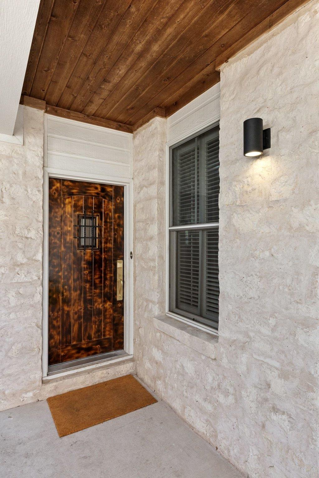 2009 Winsted Ln # A, Austin, TX 78703