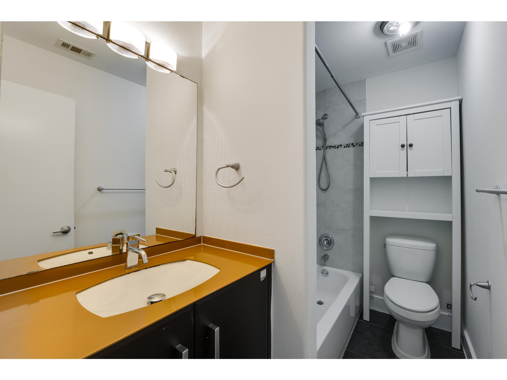 1101 Grove Blvd # 102, Austin, TX 78741