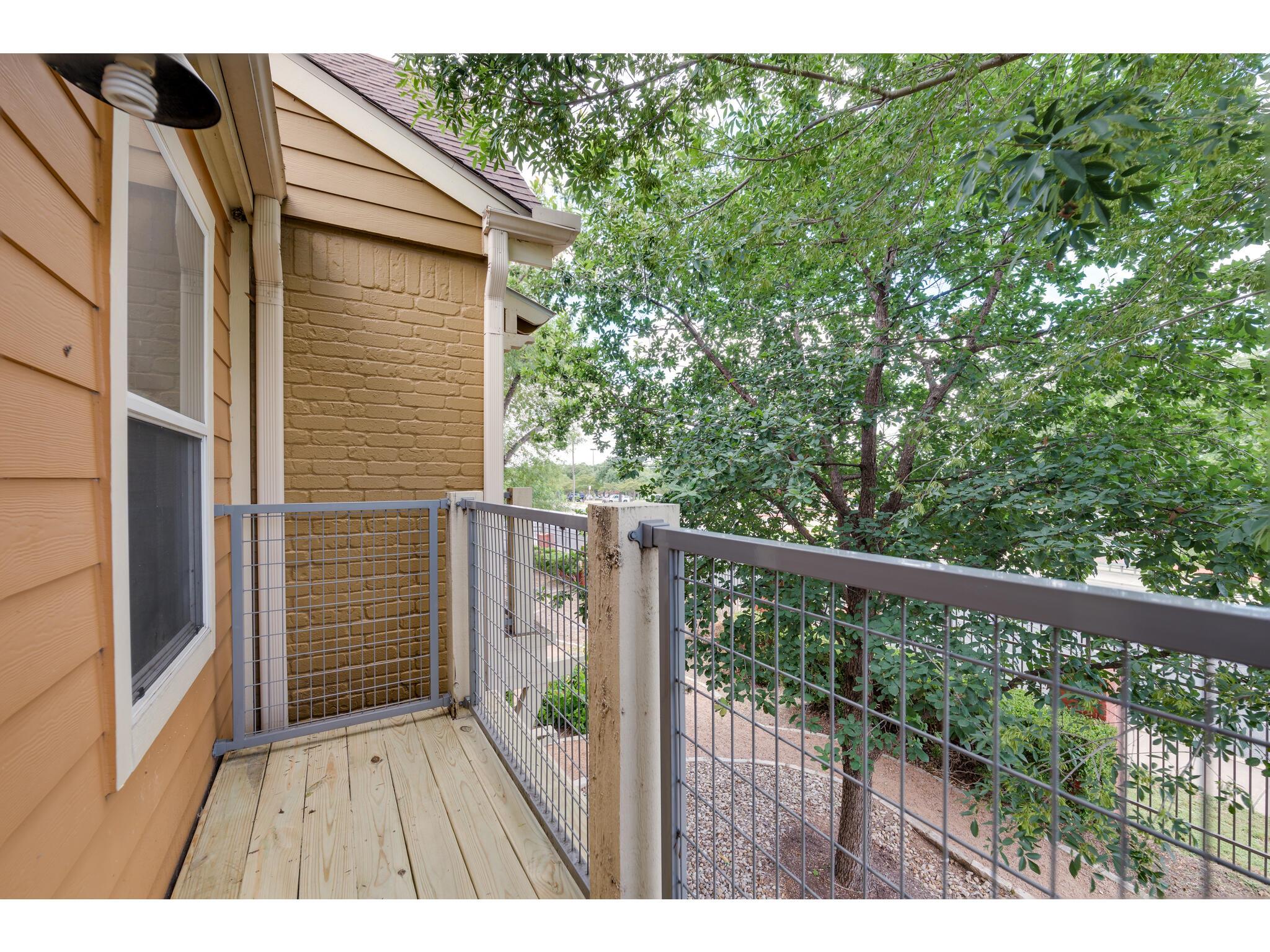 1101 Grove Blvd # 102, Austin, TX 78741