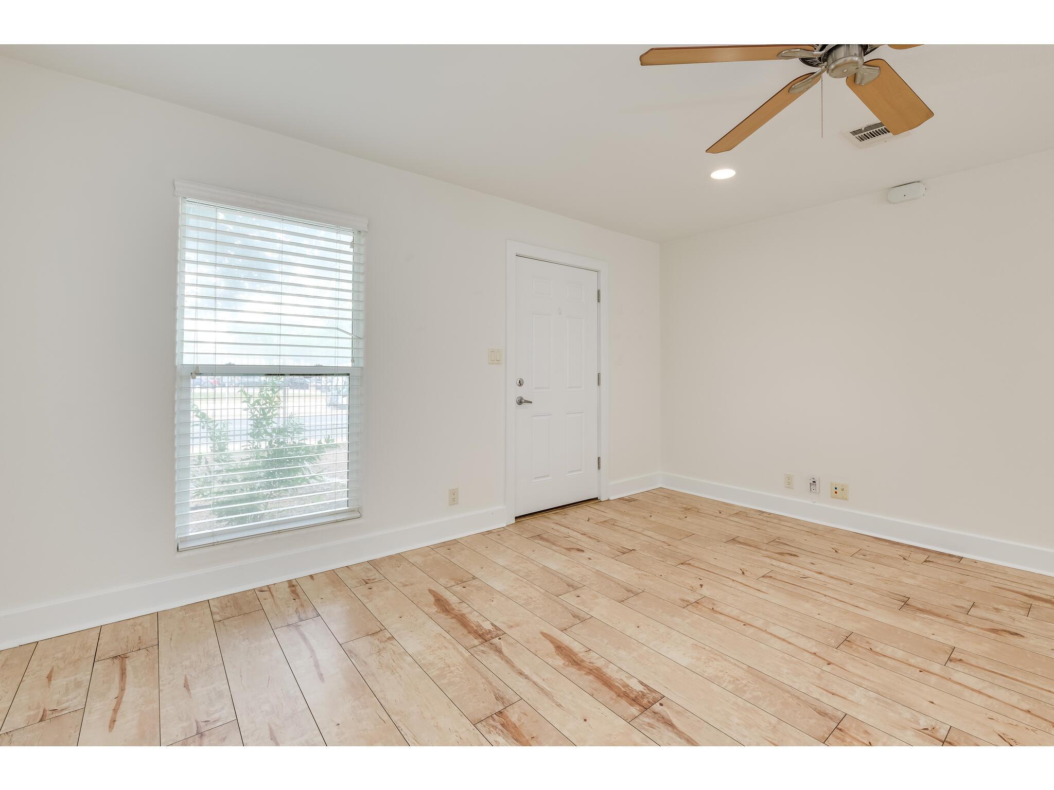 1101 Grove Blvd # 102, Austin, TX 78741