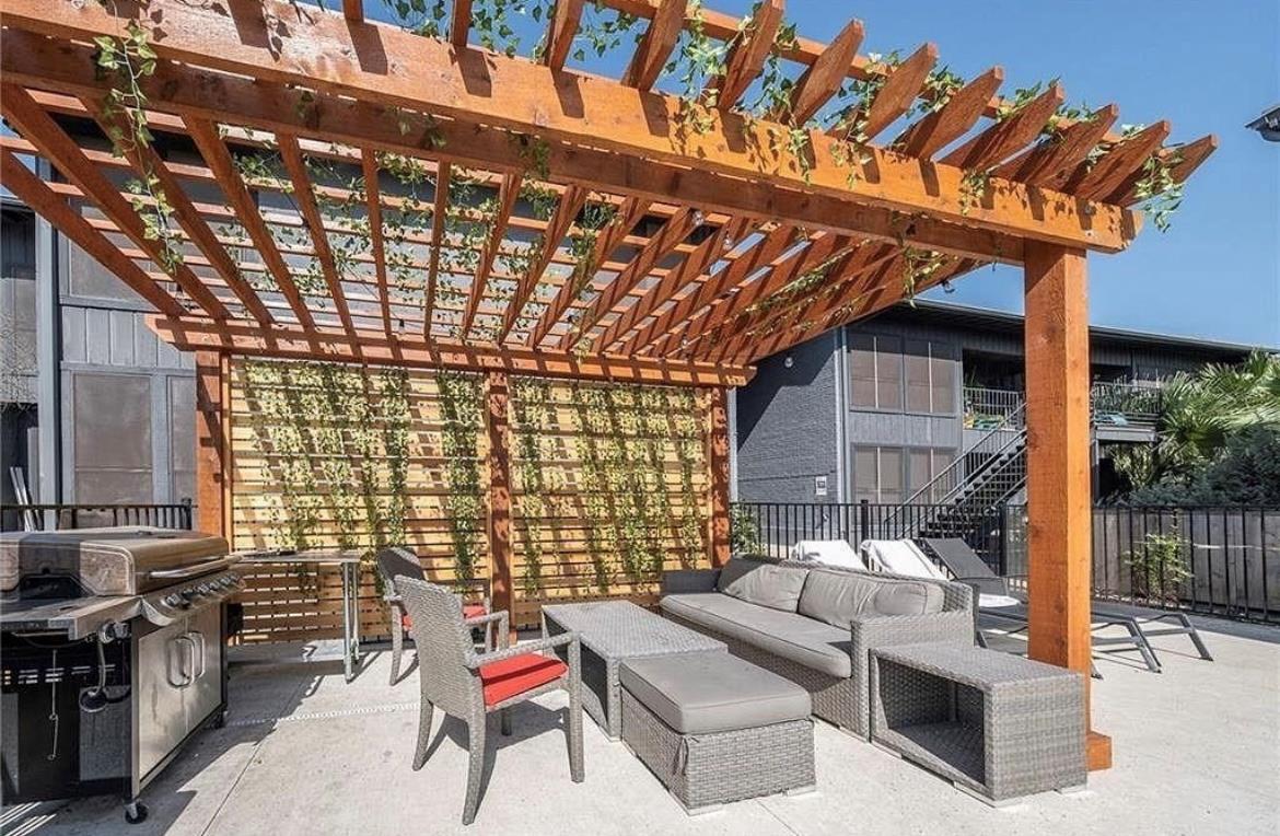 909 Reinli St # 136, Austin, TX 78751