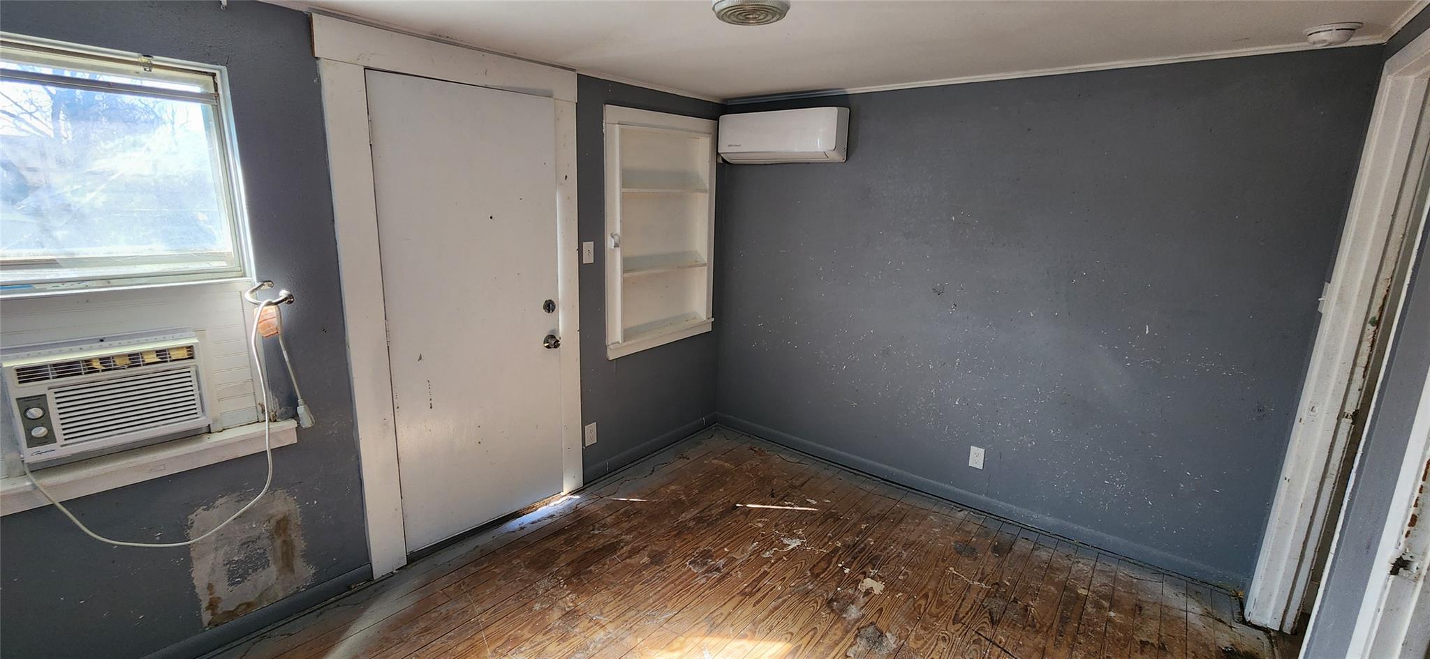 504 W Luce St, Llano, TX 78643