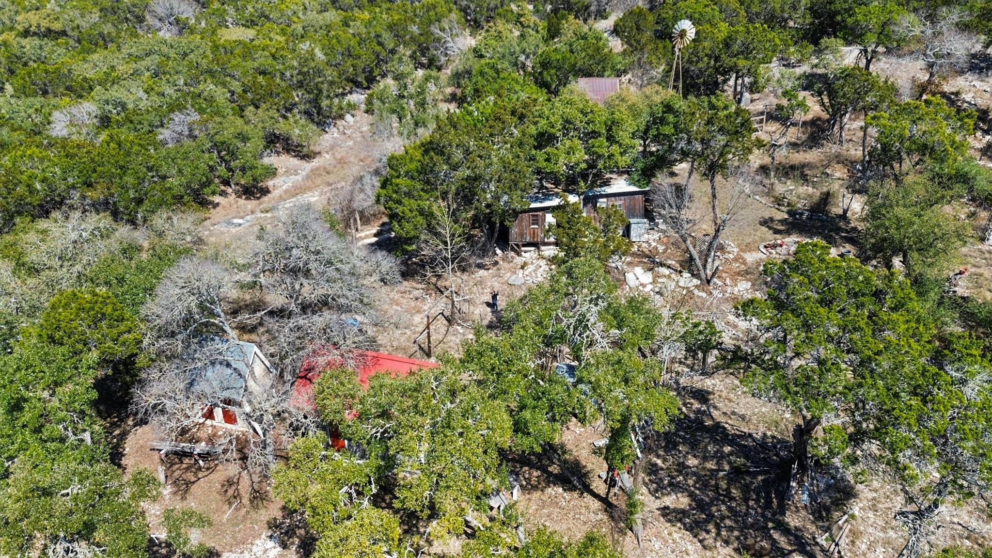 411 Circle Dr, Wimberley, TX 78676