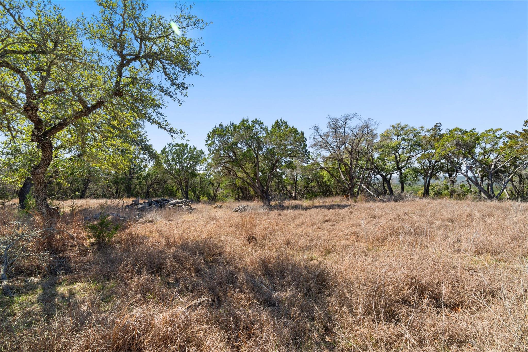 411 Circle Dr, Wimberley, TX 78676