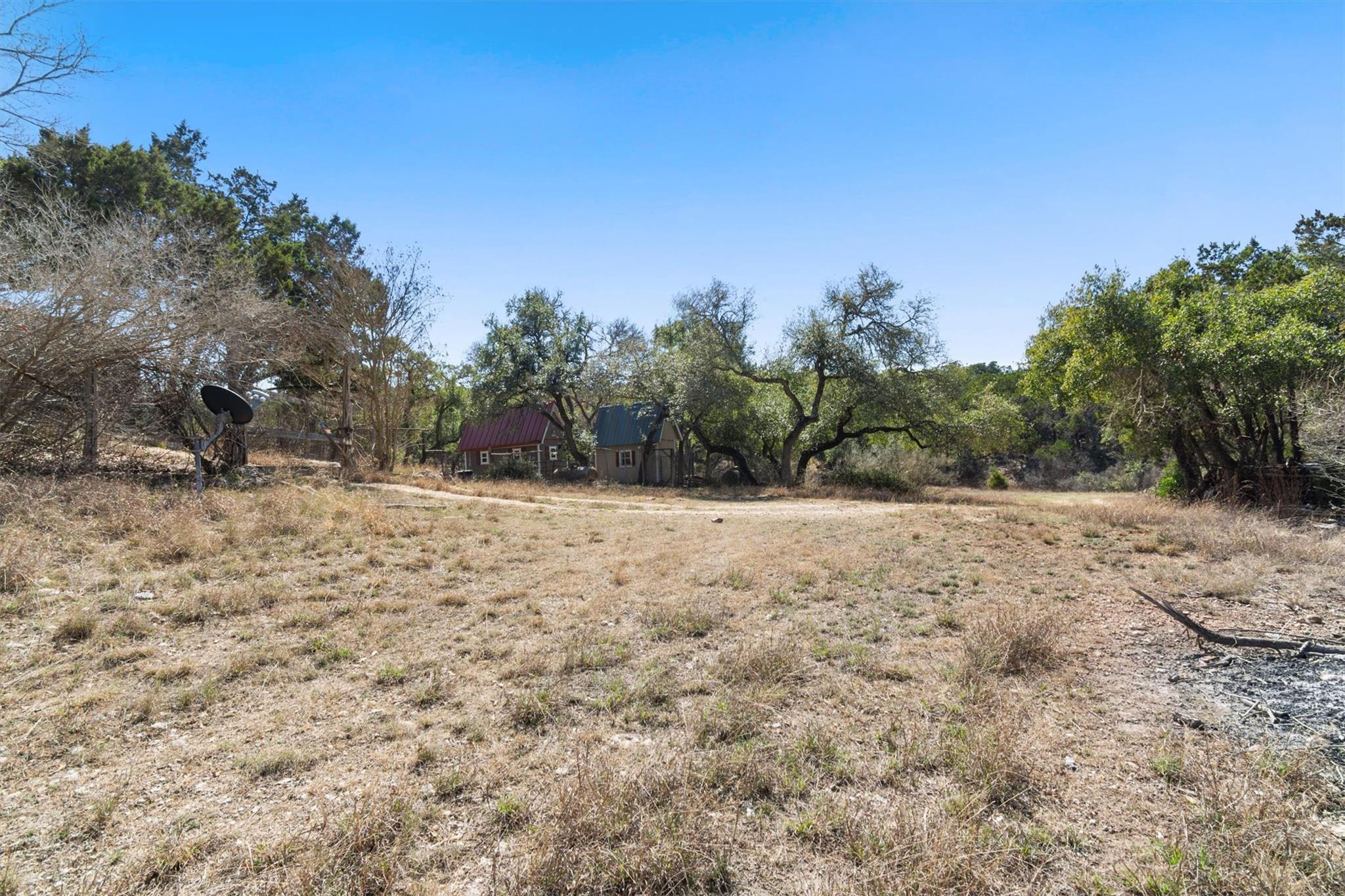 411 Circle Dr, Wimberley, TX 78676