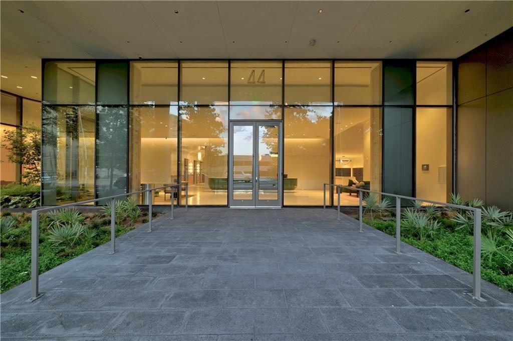 44 East Ave # 2404, Austin, TX 78701