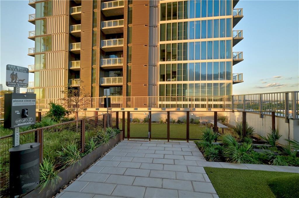 44 East Ave # 2404, Austin, TX 78701