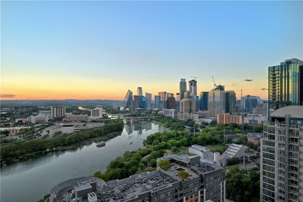 44 East Ave # 2404, Austin, TX 78701