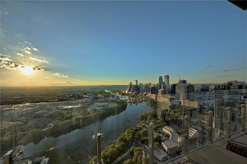 44 East Ave # 2404, Austin, TX 78701
