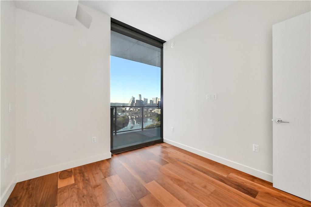 44 East Ave # 2404, Austin, TX 78701