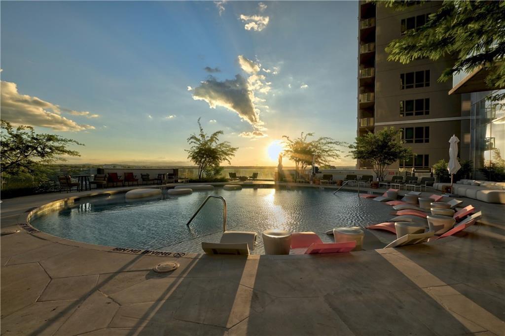 44 East Ave # 2404, Austin, TX 78701