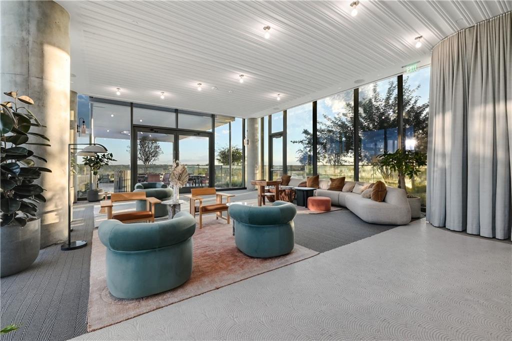 44 East Ave # 2404, Austin, TX 78701