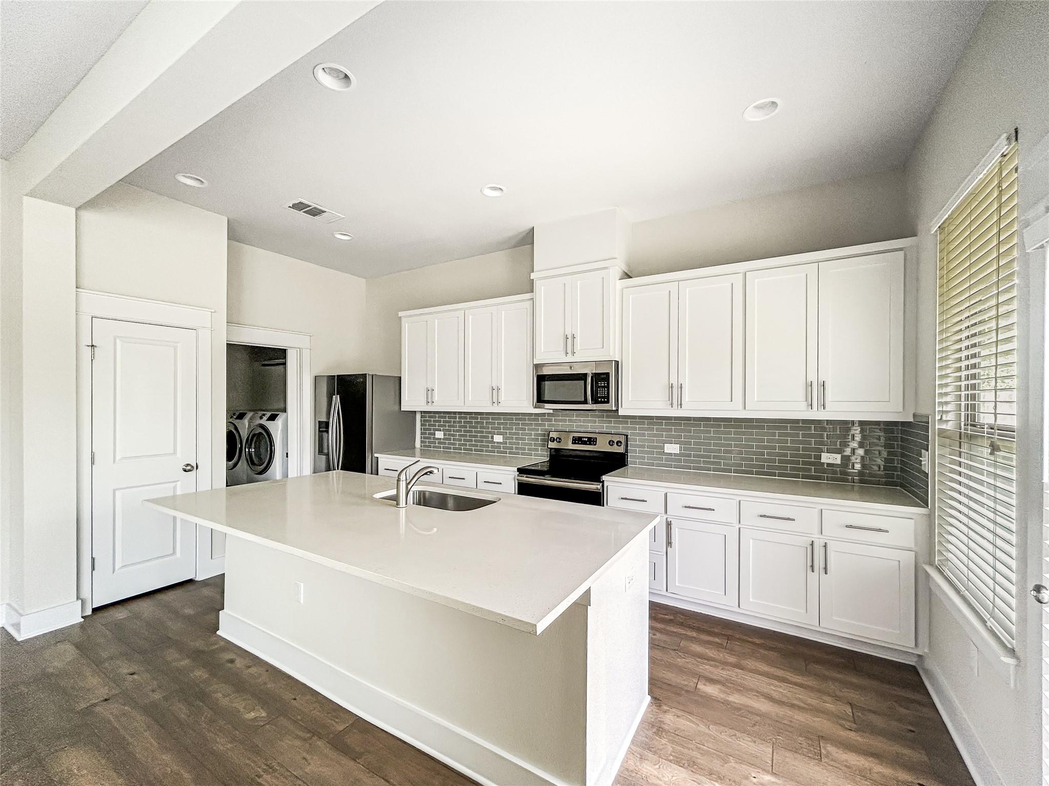 13001 Hymeadow Dr # 24, Austin, TX 78729
