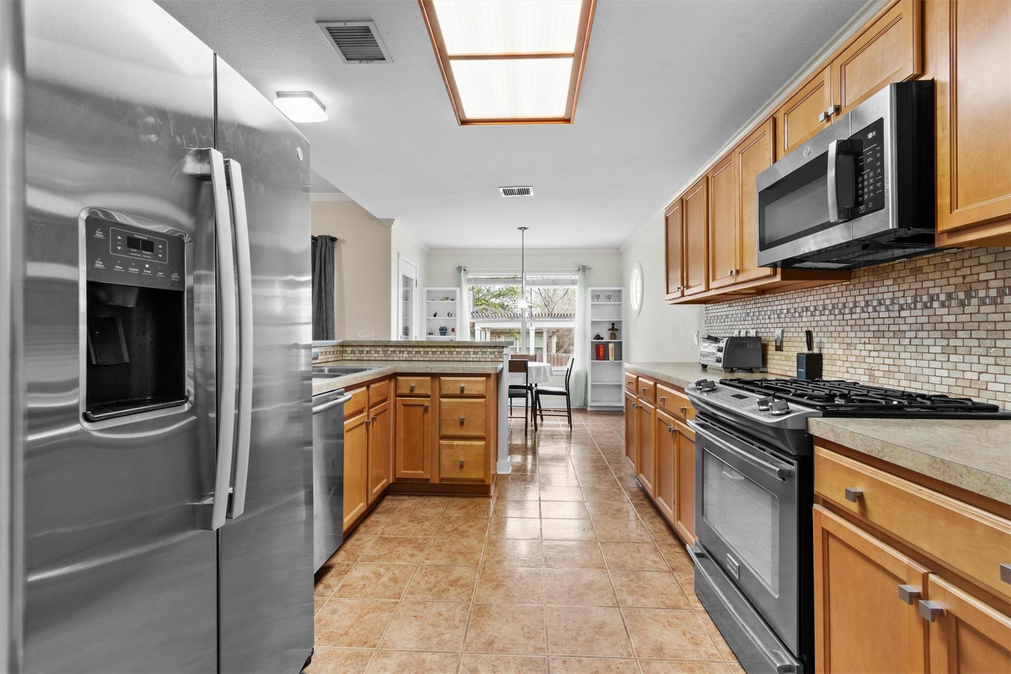 1270 Sweet Gum, Kyle, TX 78640