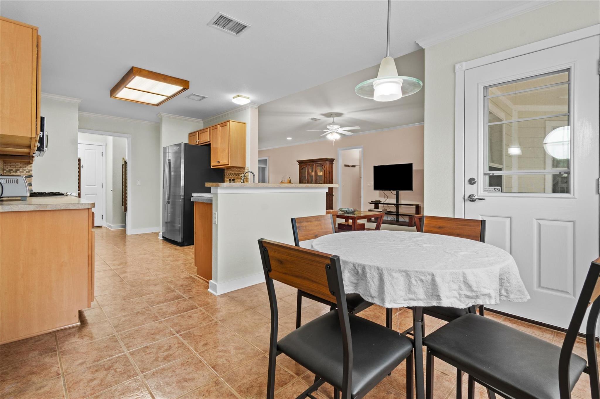 1270 Sweet Gum, Kyle, TX 78640