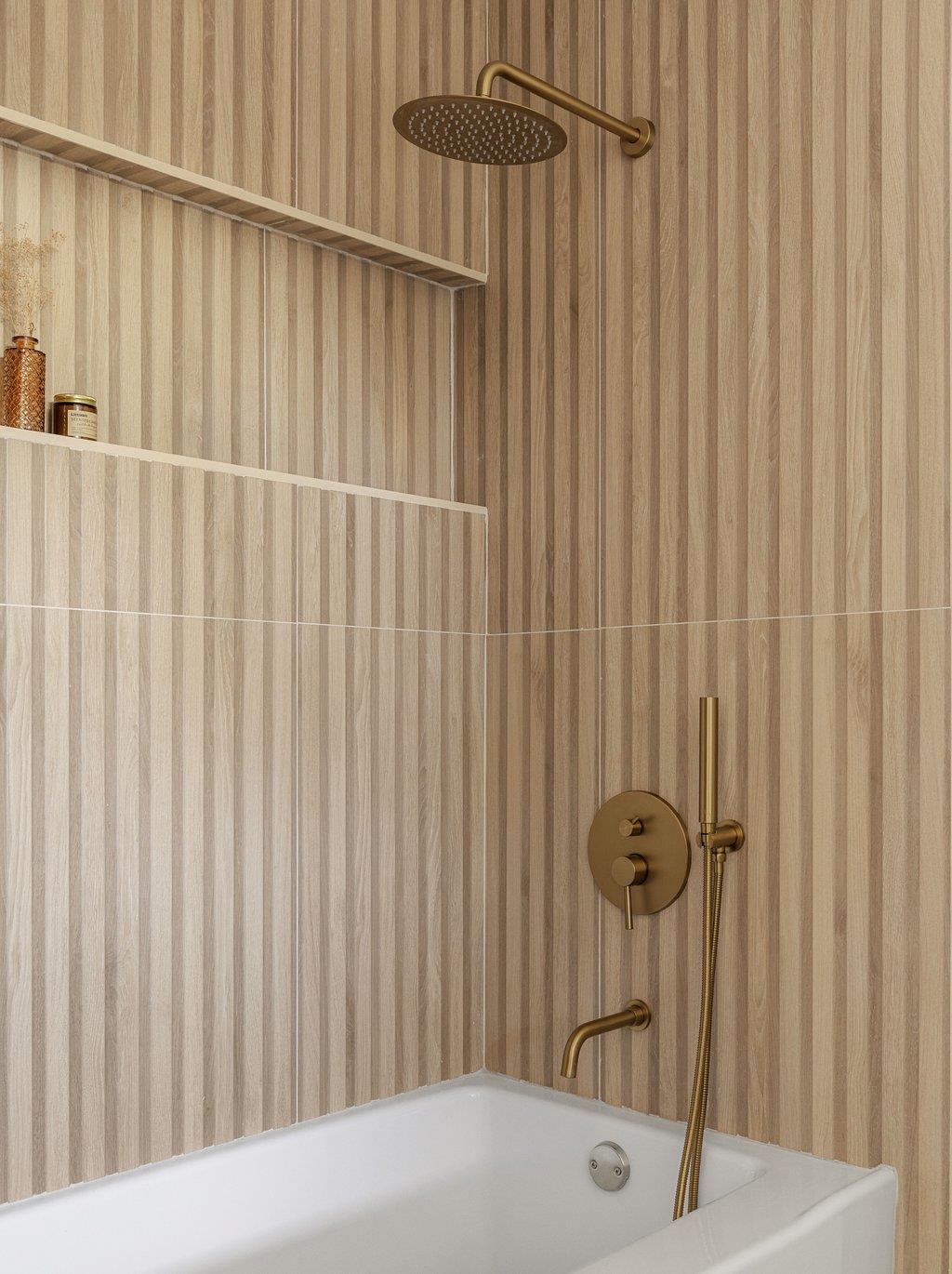 2210 Comburg Castle Way, Austin, TX 78748