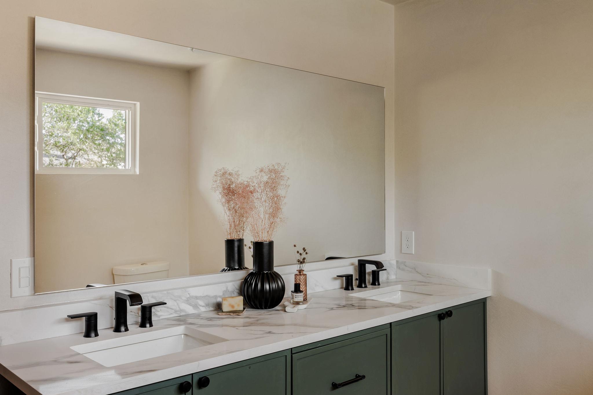 2210 Comburg Castle Way, Austin, TX 78748