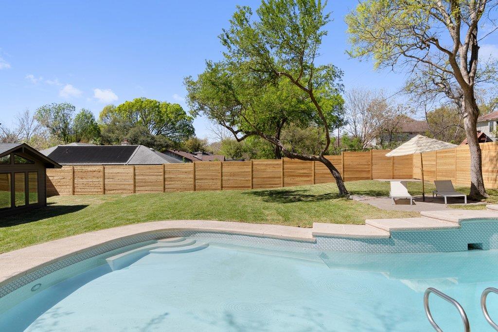 2210 Comburg Castle Way, Austin, TX 78748