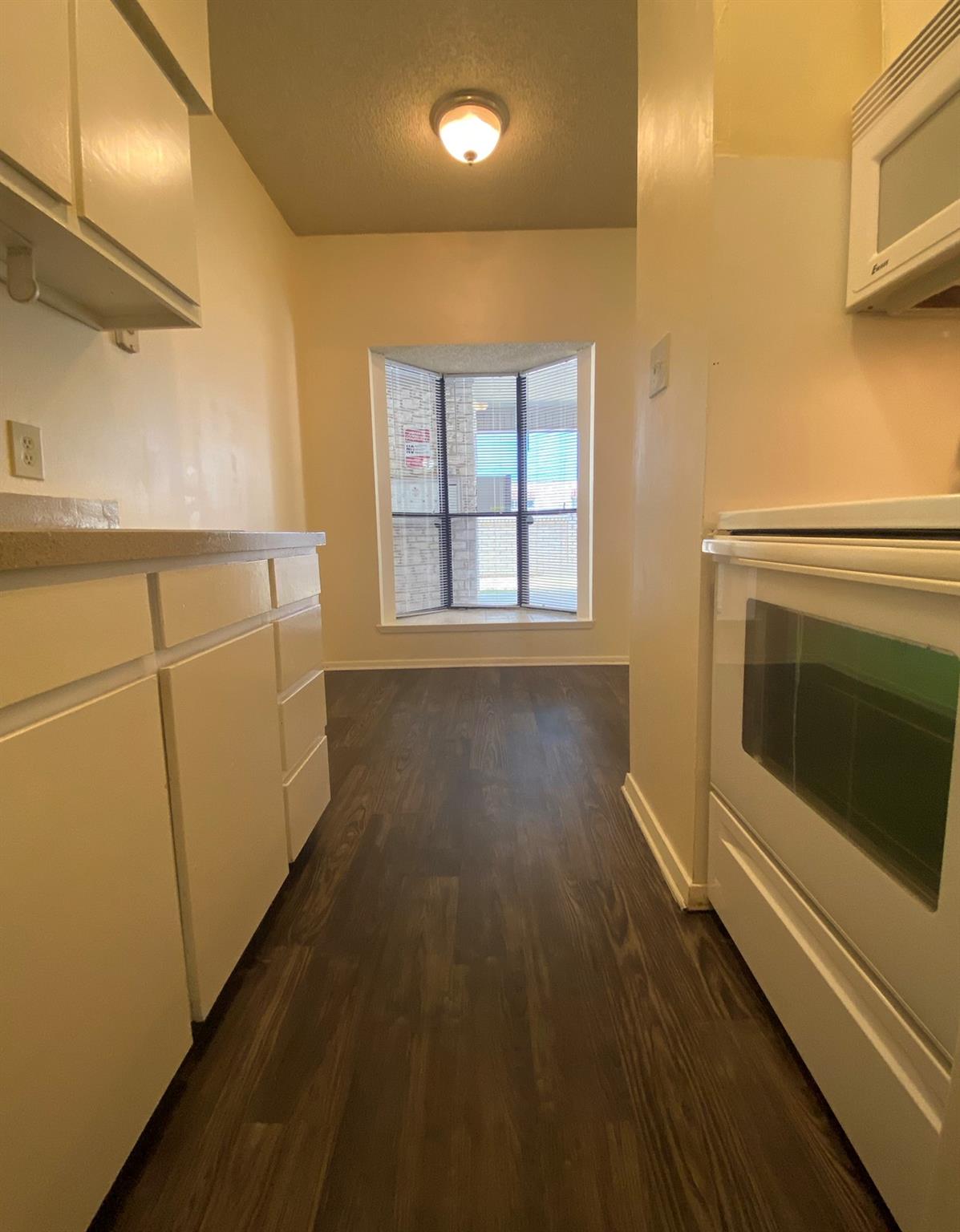 2604 Salado St # 102, Austin, TX 78705