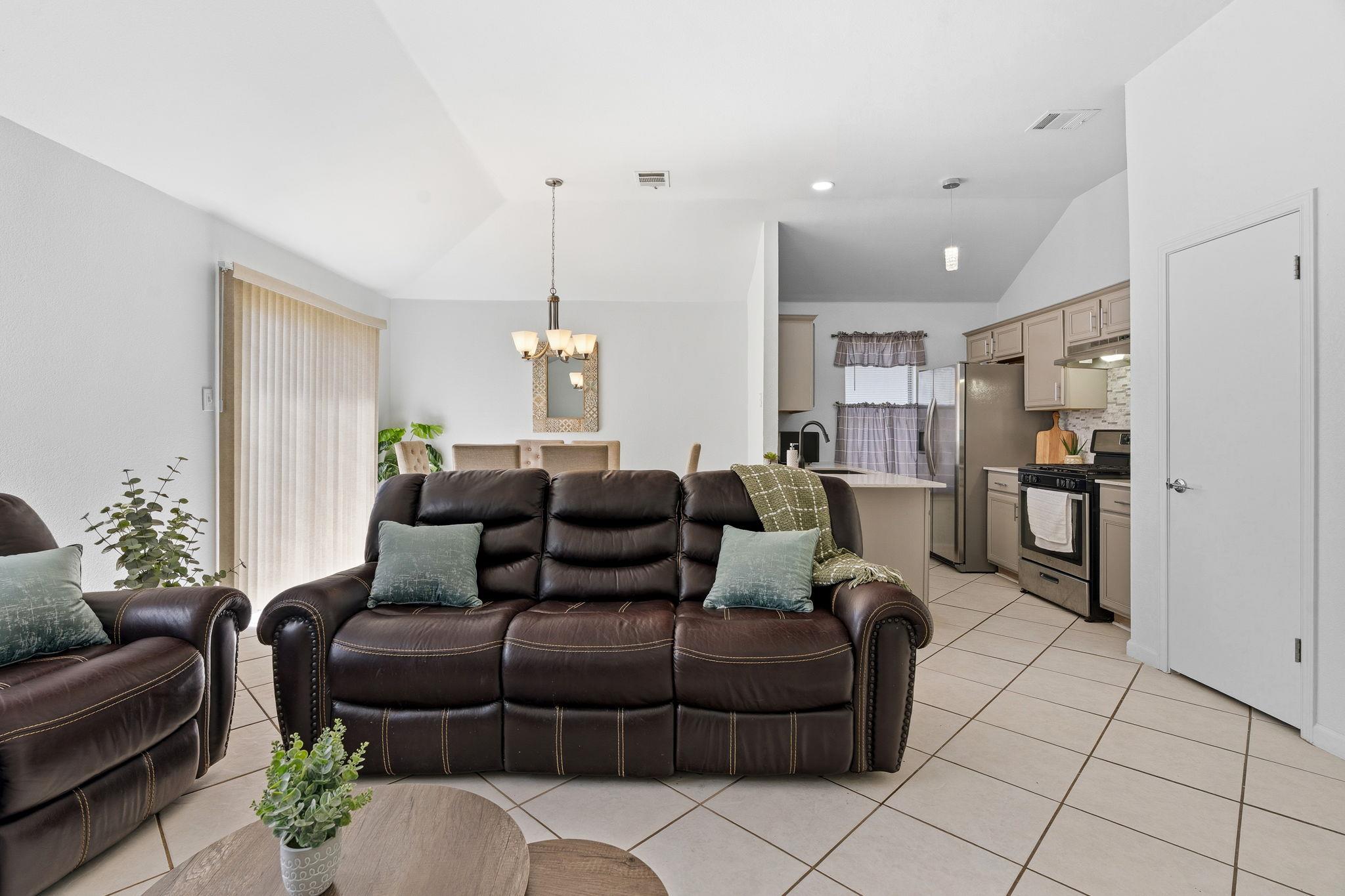 2403 Lendall Ln, Austin, TX 78744