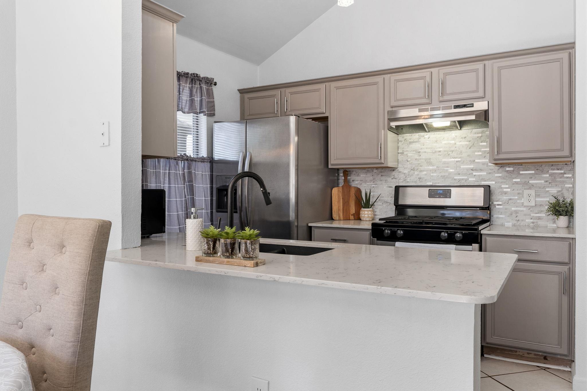 2403 Lendall Ln, Austin, TX 78744