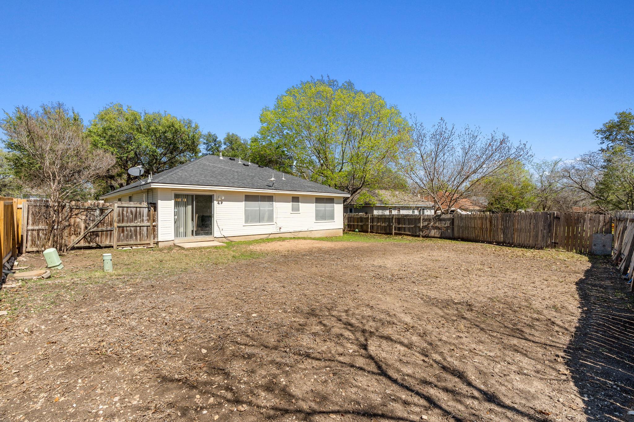 2403 Lendall Ln, Austin, TX 78744