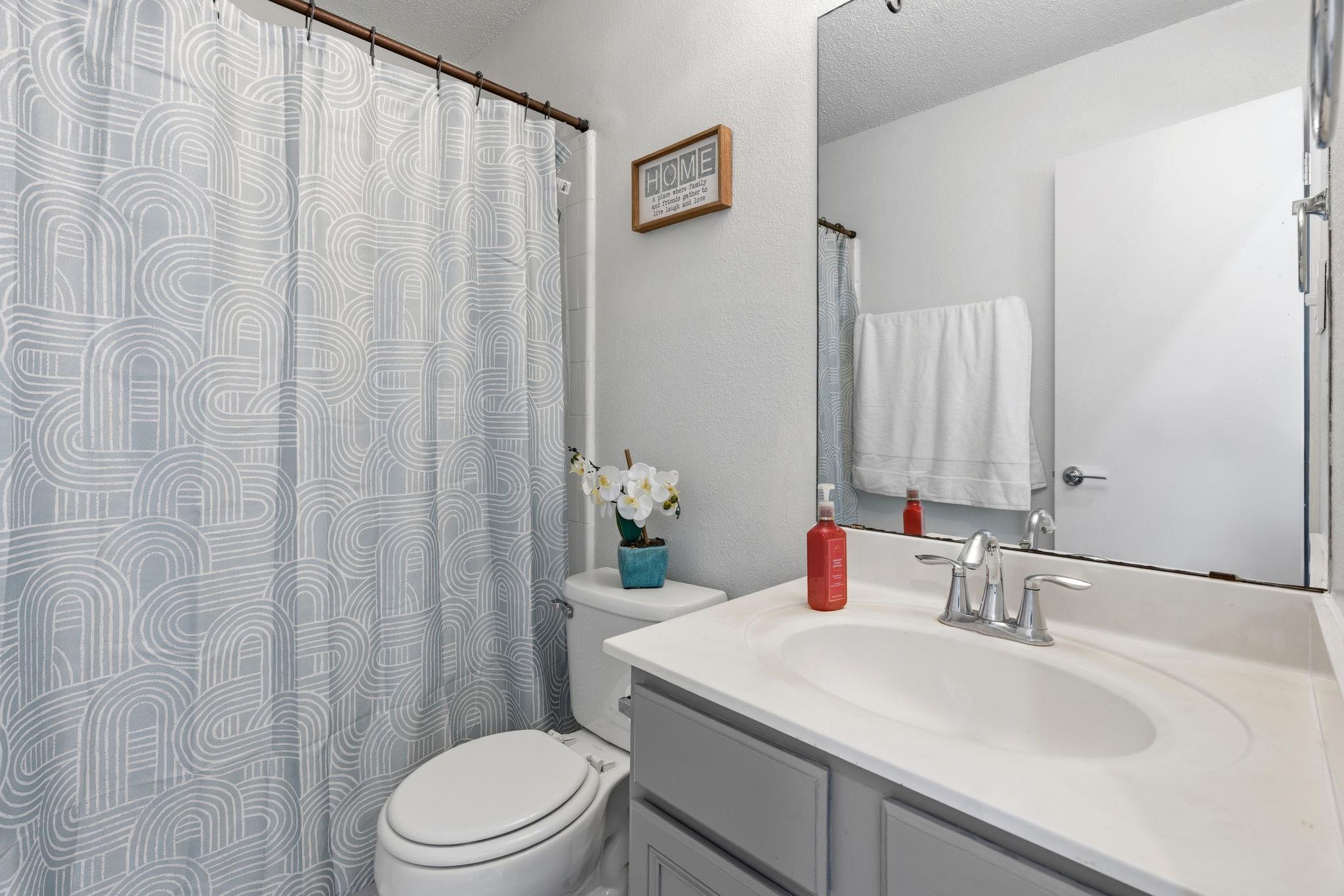 2403 Lendall Ln, Austin, TX 78744