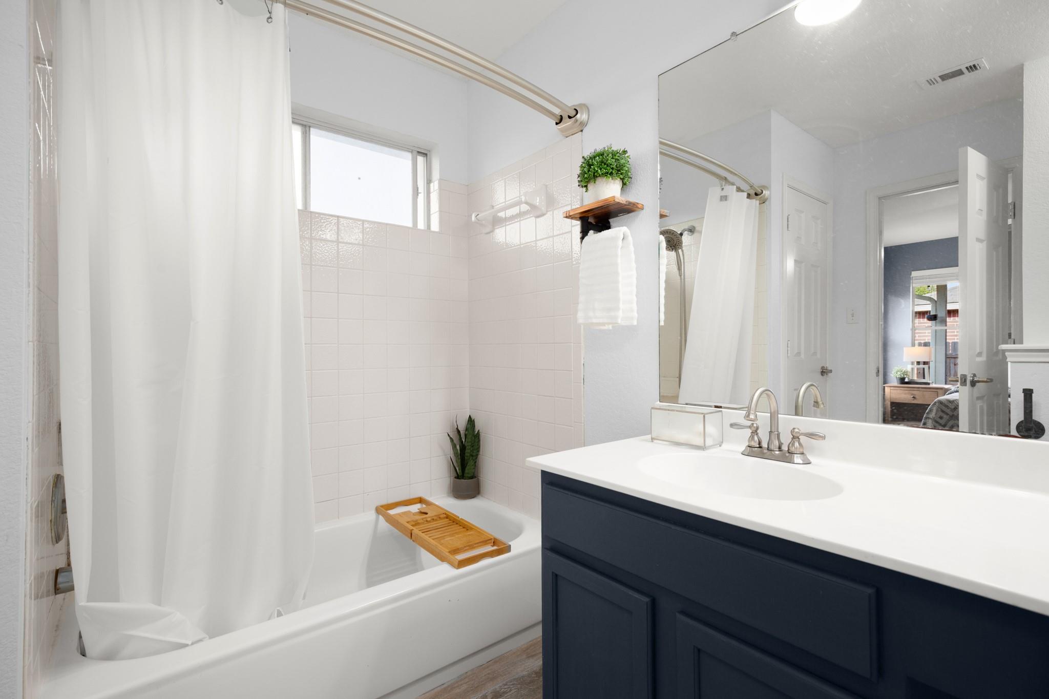 1028 Stacias Way, Pflugerville, TX 78660