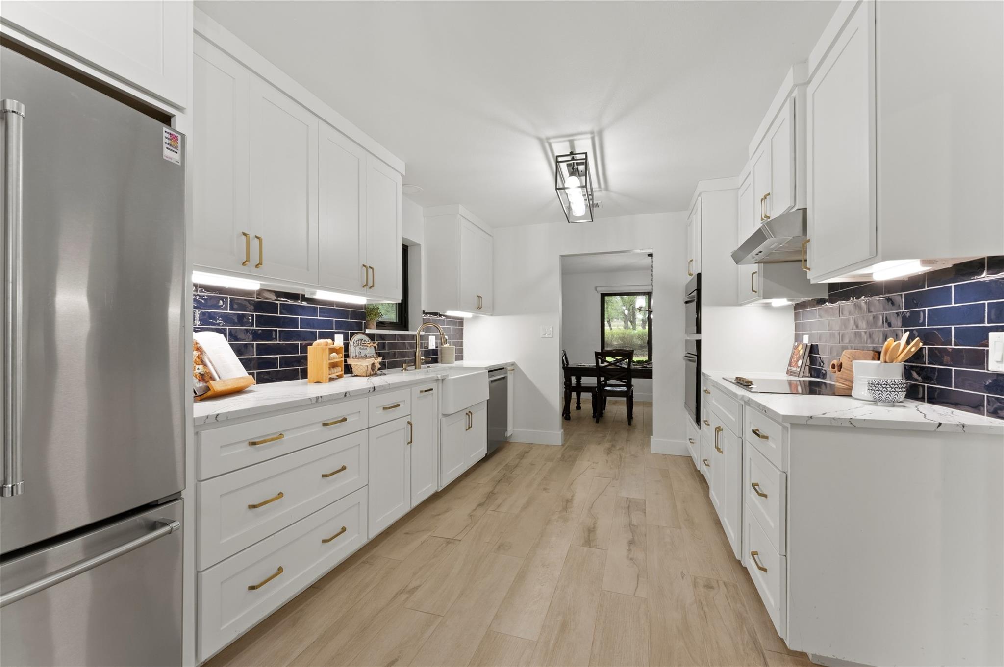 612 Canyon Rim Dr, Dripping Springs, TX 78620