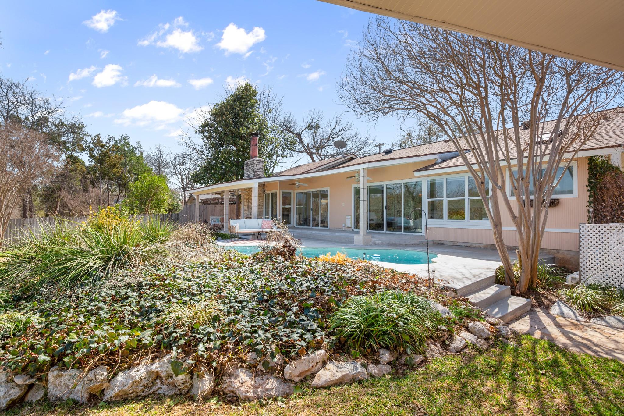 209 Ridgecrest Rd, Georgetown, TX 78628