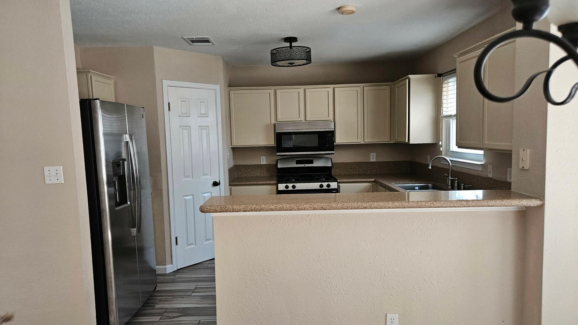 1610 Jennifer Ct, Round Rock, TX 78664