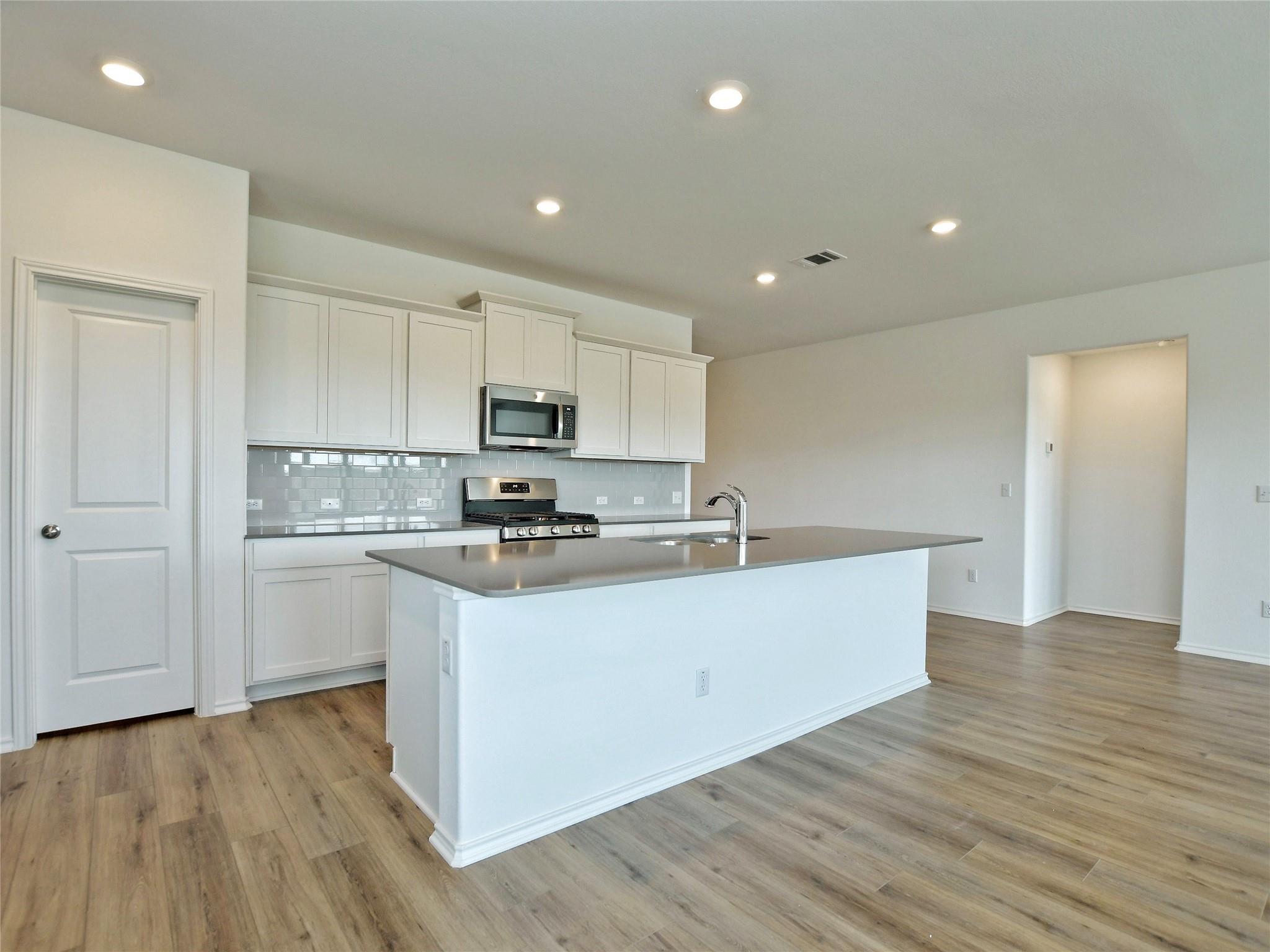 229 Vortex Pass, Kyle, TX 78640