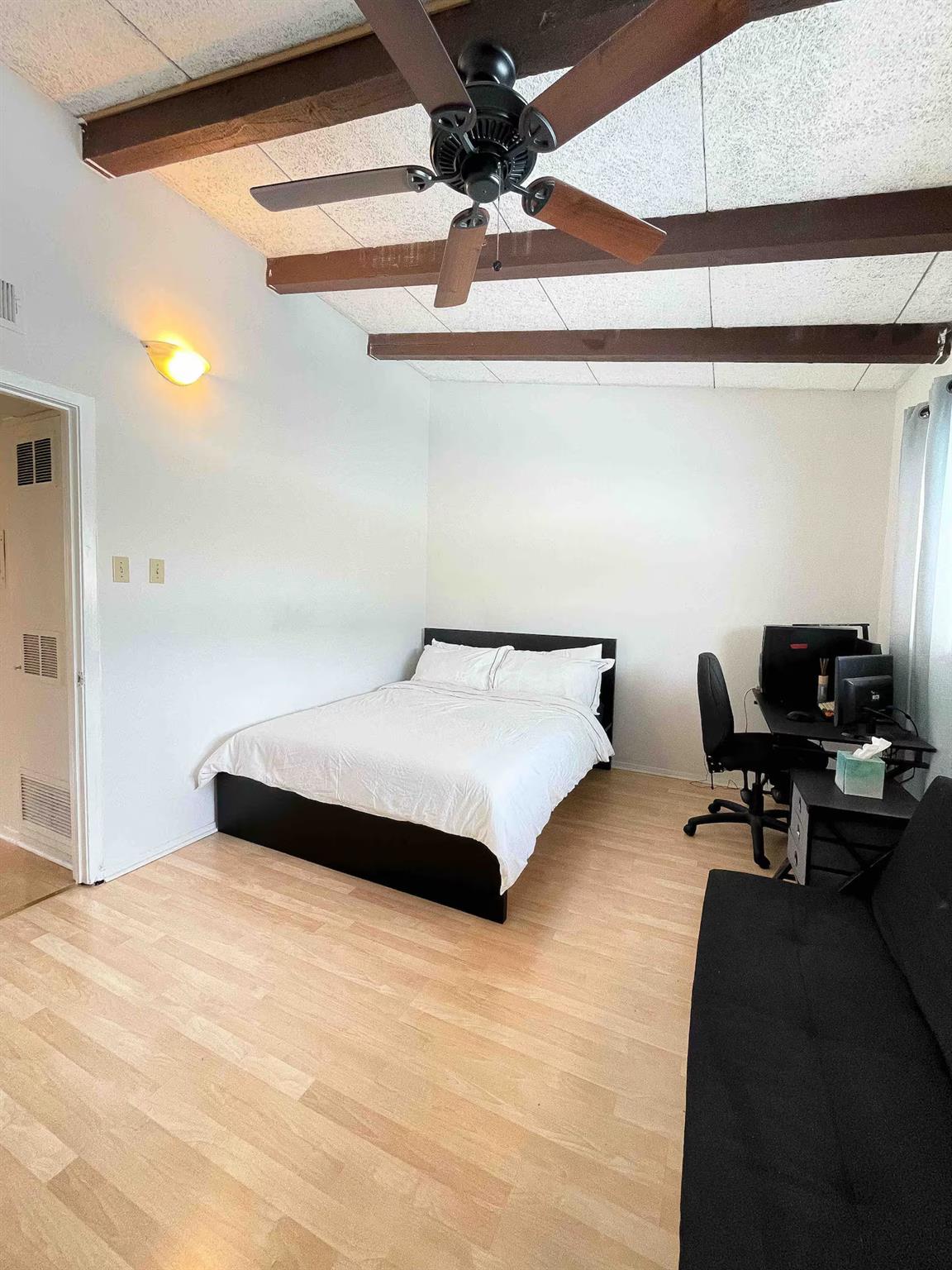 2404 Longview St # 204, Austin, TX 78705