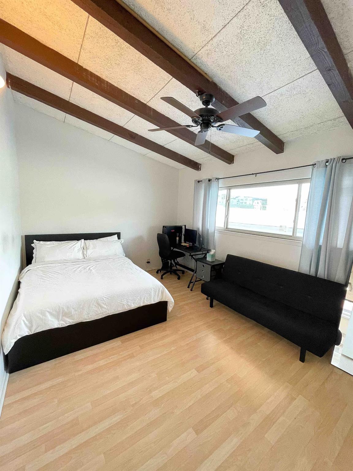 2404 Longview St # 204, Austin, TX 78705