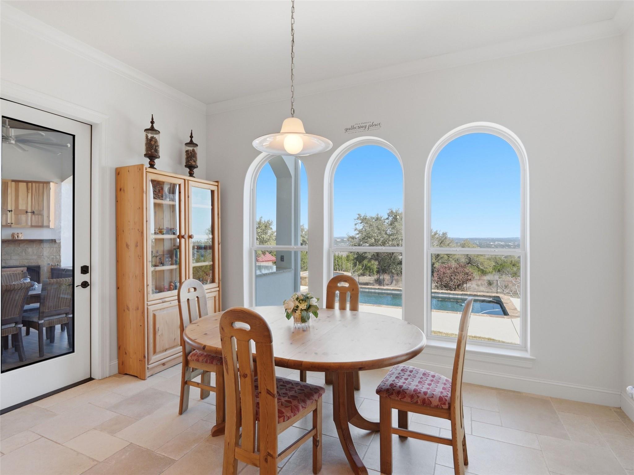 2144 Senora Rdg, Canyon Lake, TX 78133