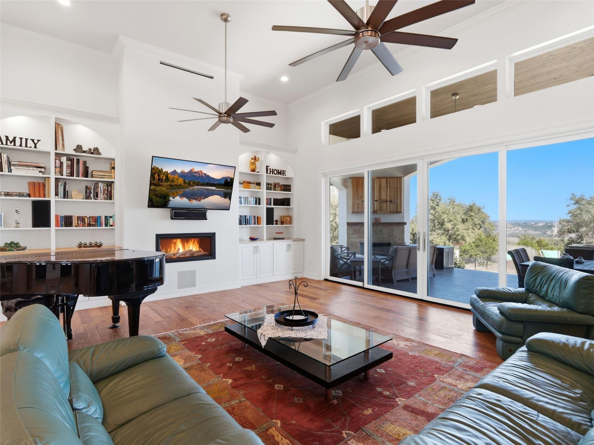 2144 Senora Rdg, Canyon Lake, TX 78133