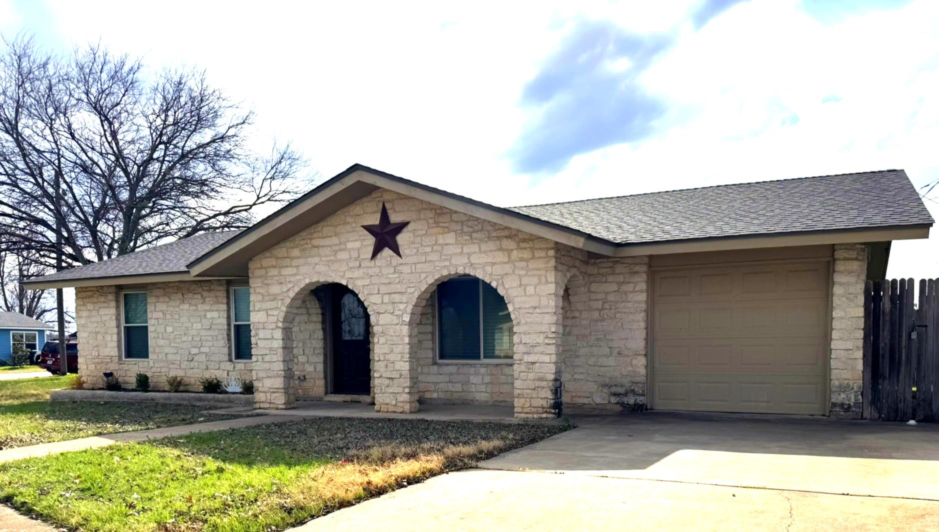 2006 Ash St, Georgetown, TX 78626