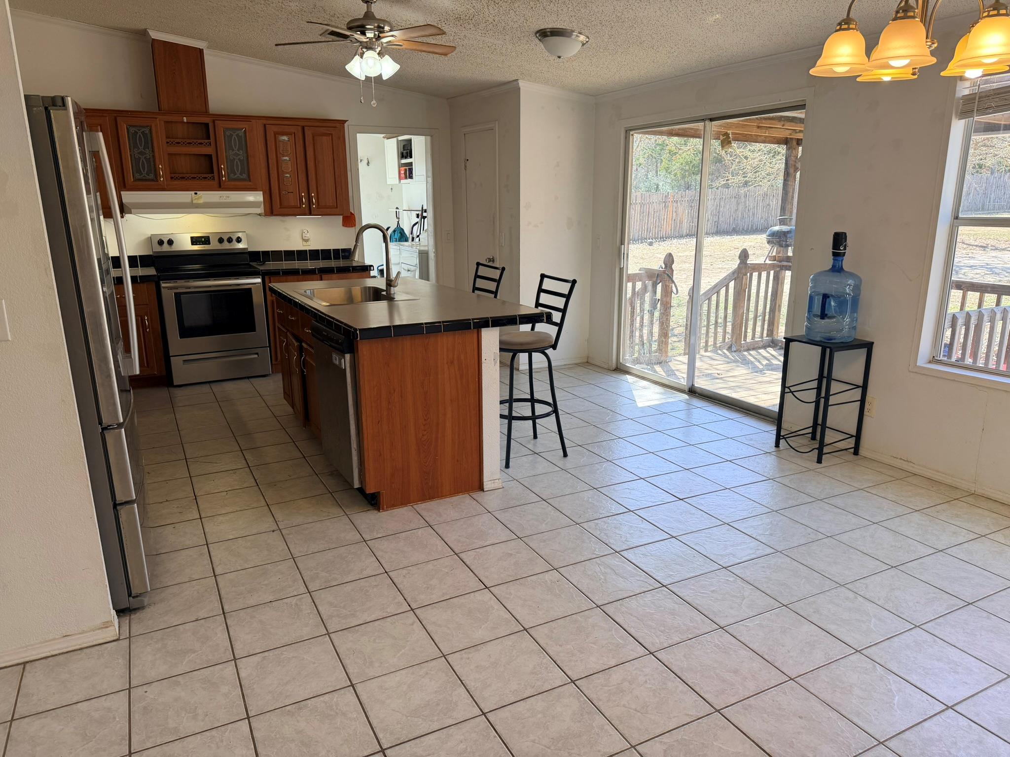 185 Peace Pipe, Smithville, TX 78957