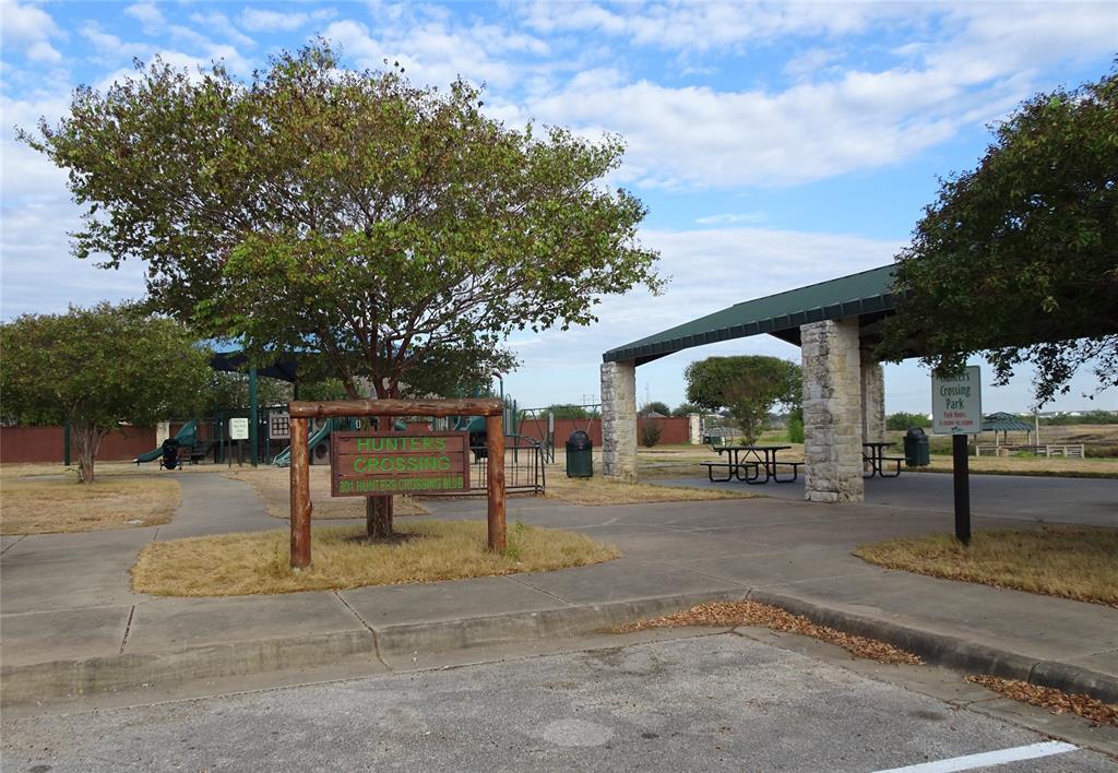 107 Thompson Trl, Bastrop, TX 78602