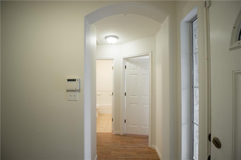 107 Thompson Trl, Bastrop, TX 78602