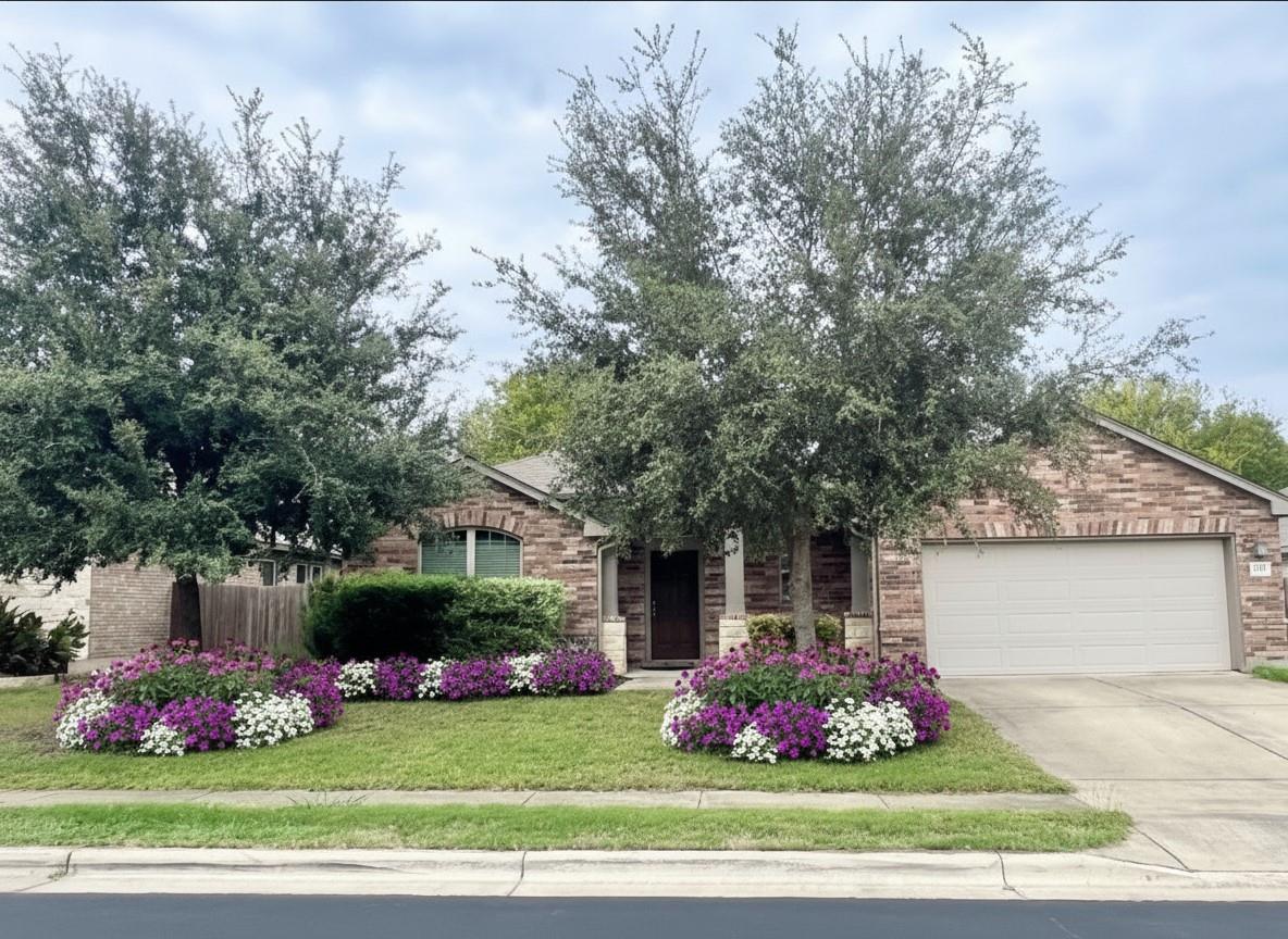 114 Clear Water Pass, Bastrop, TX 78602