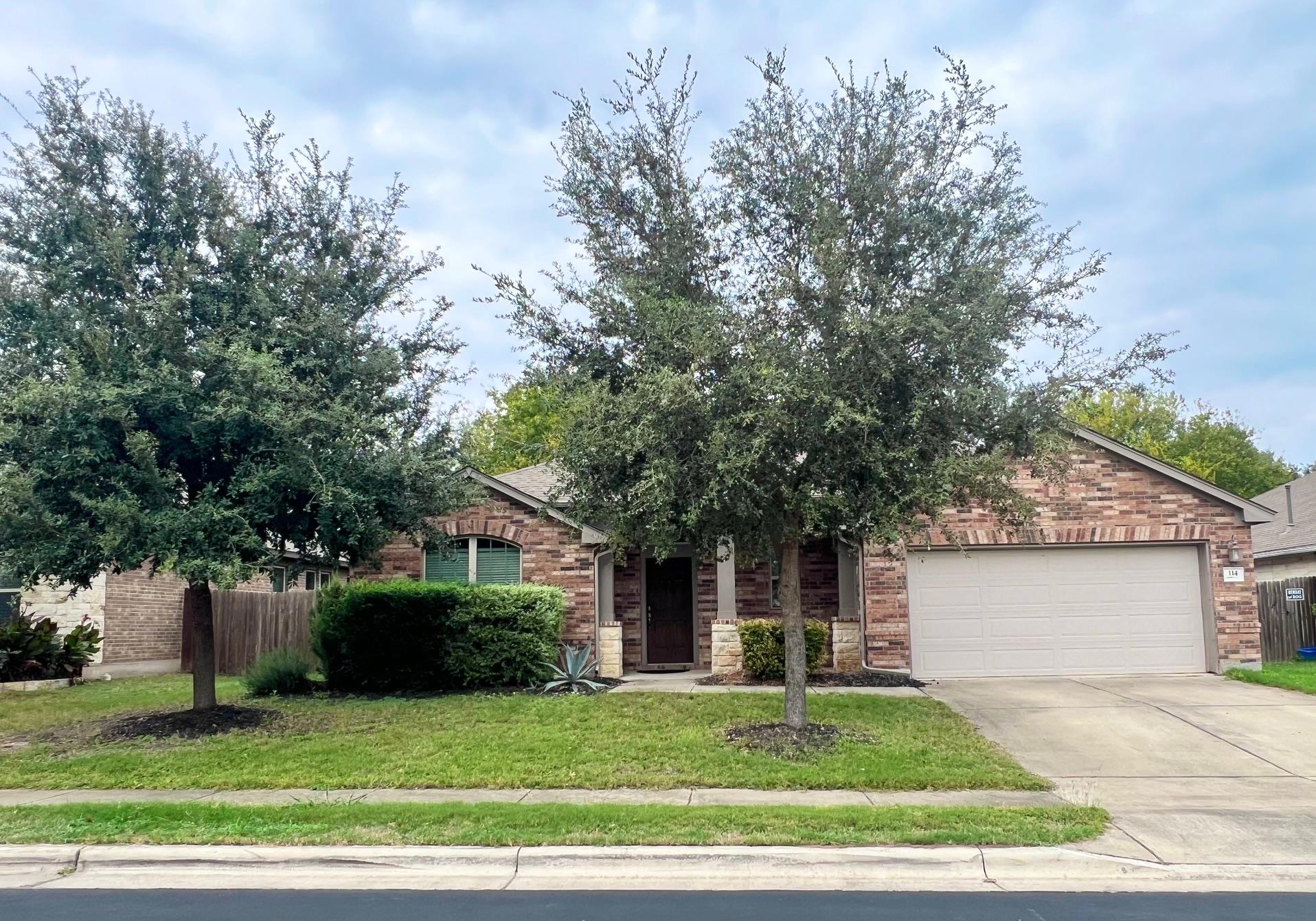 114 Clear Water Pass, Bastrop, TX 78602