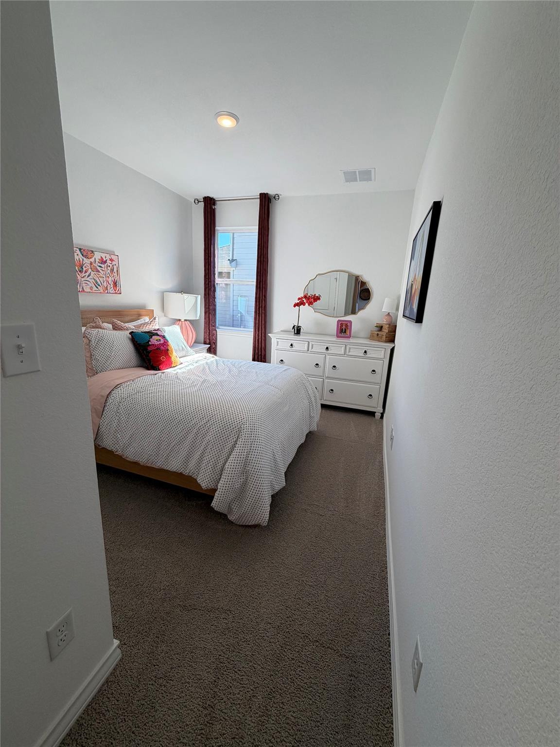 306 Stinchcomb Rd, Hutto, TX 78634