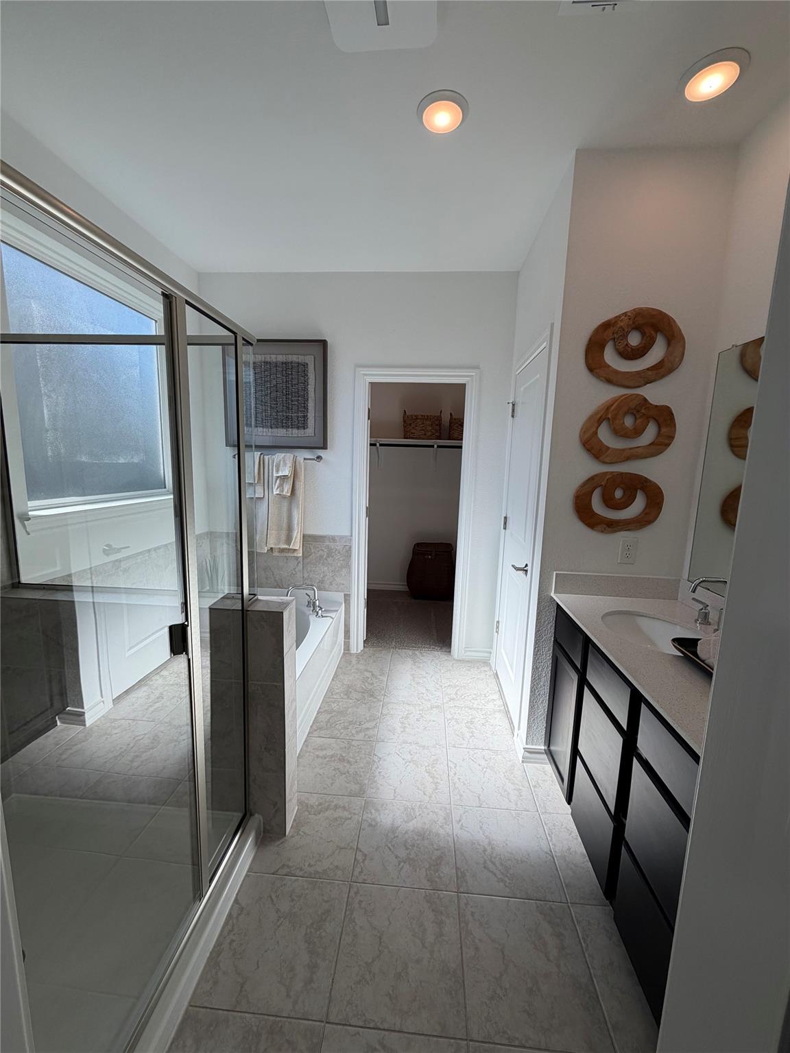 306 Stinchcomb Rd, Hutto, TX 78634