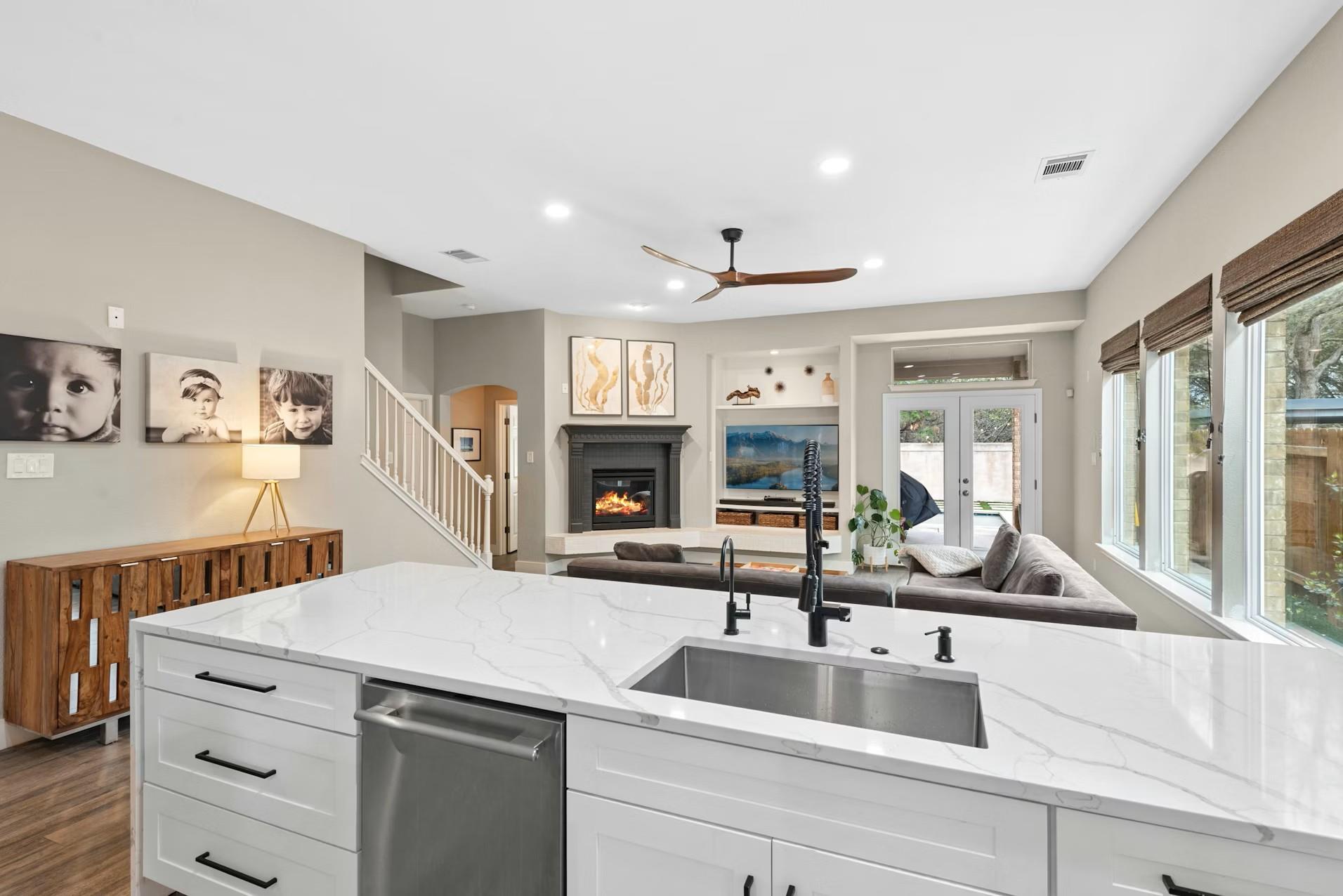 320 El Socorro, Austin, TX 78732