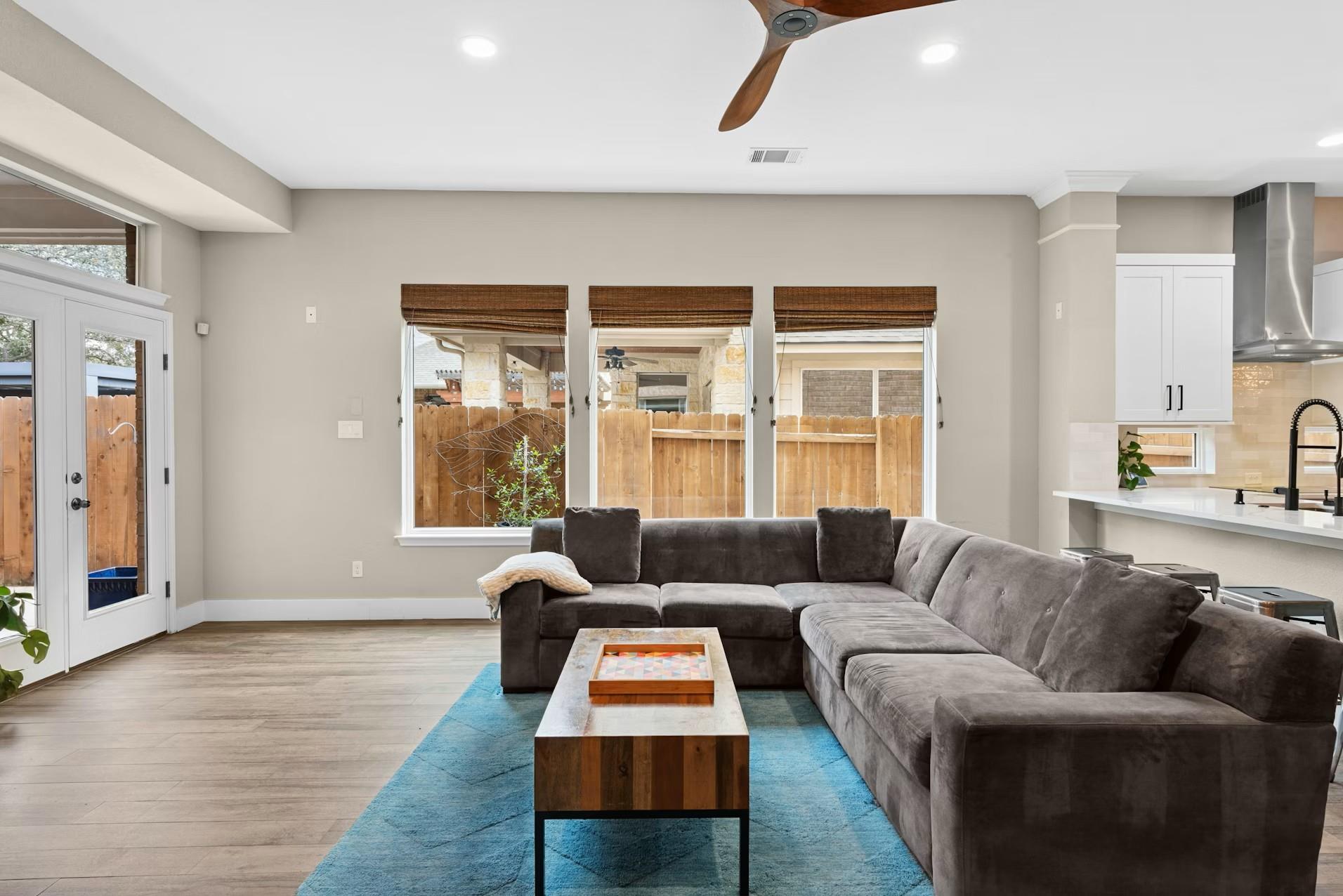 320 El Socorro, Austin, TX 78732