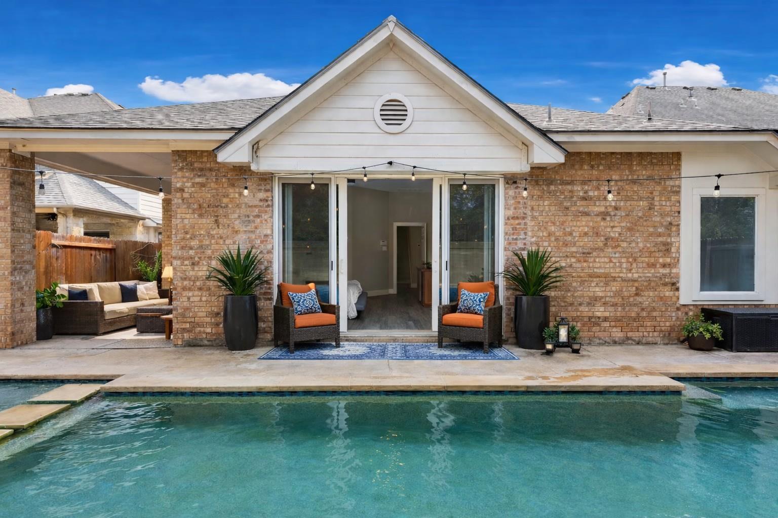 320 El Socorro, Austin, TX 78732