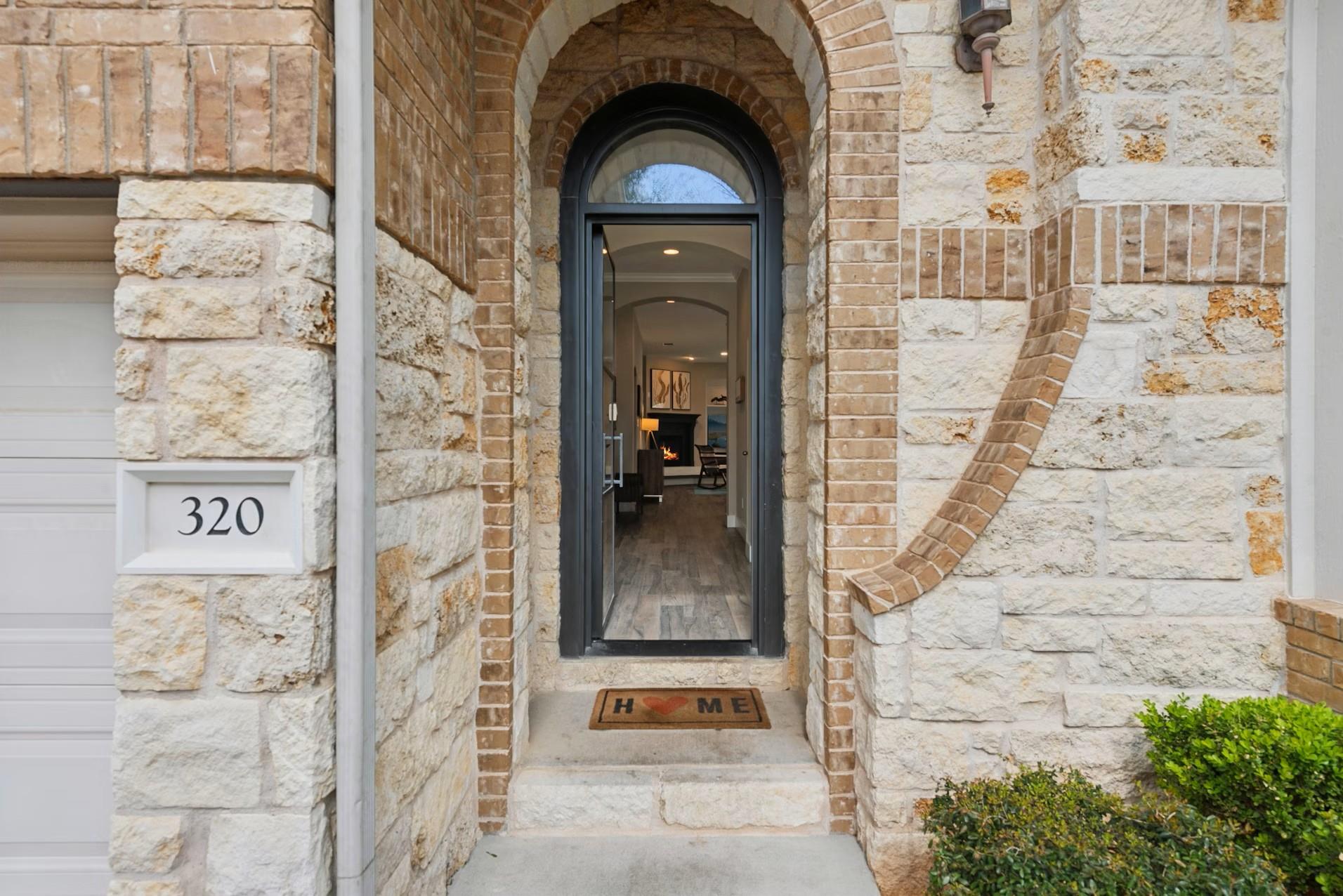 320 El Socorro, Austin, TX 78732