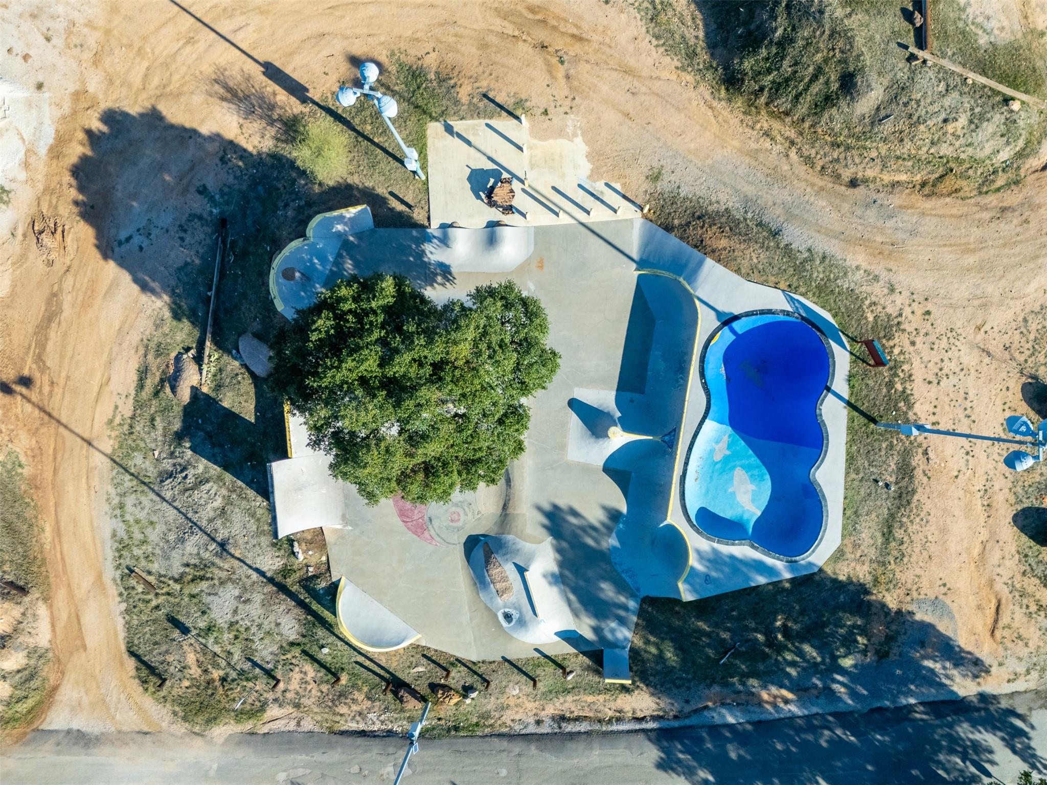 728 Driftwood Ln, Cottonwood Shores, TX 78657