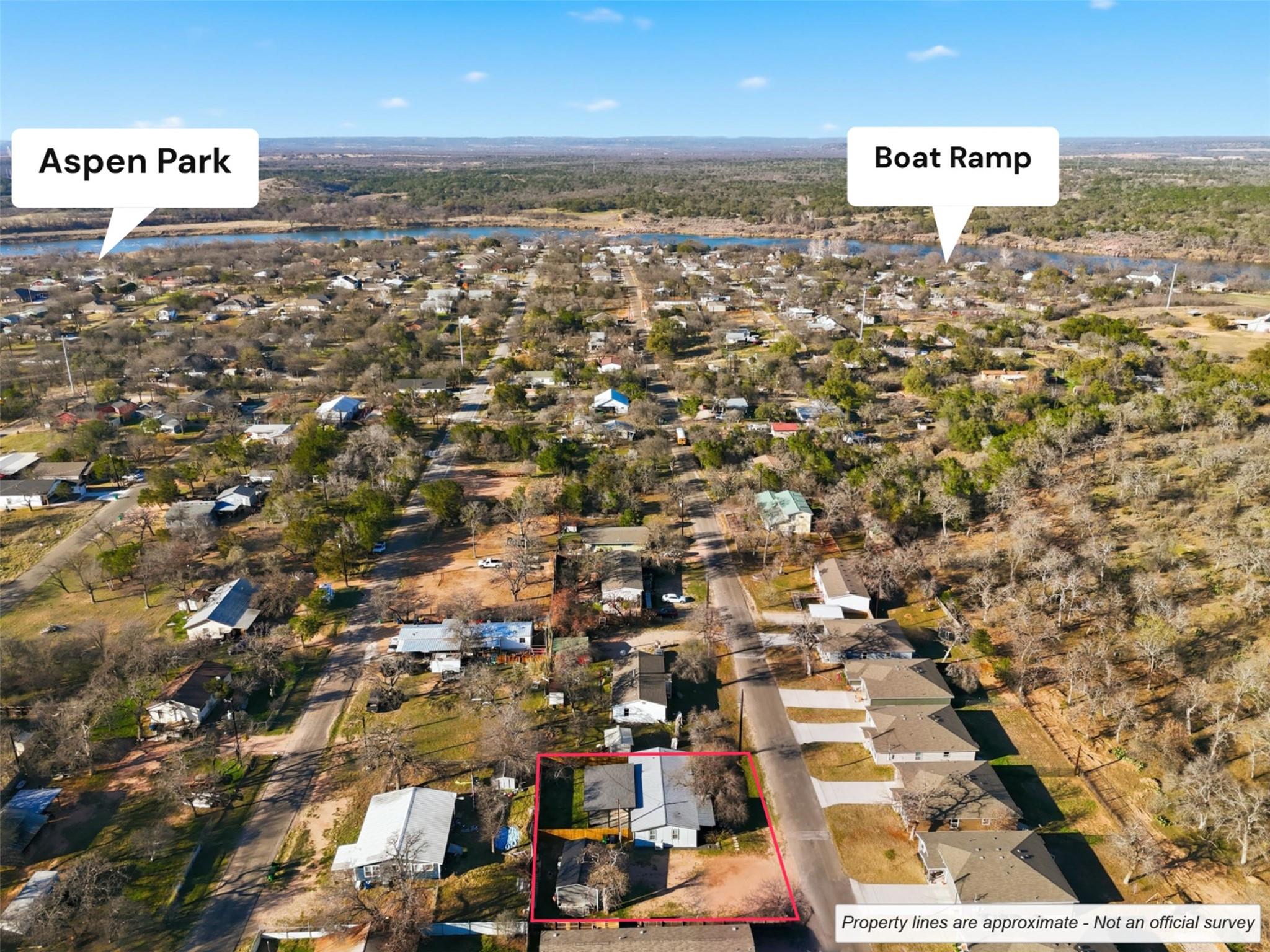 728 Driftwood Ln, Cottonwood Shores, TX 78657